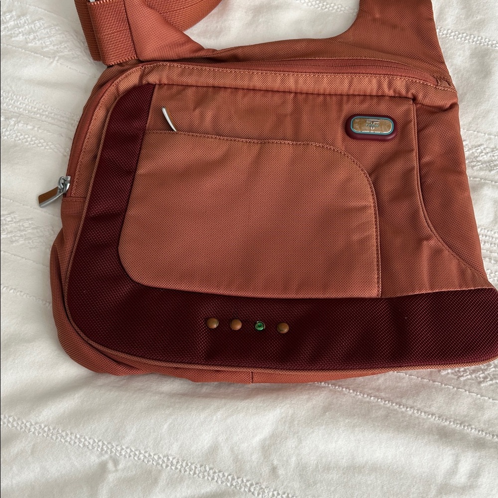 Tumi T-Tech Orange/Peach Nylon- Aqua Inside Crossbody Bag 5123CND - Picture 2 of 4